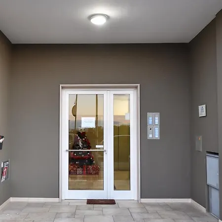 Karol Airport 3* Бари