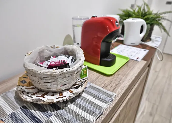 Alojamento de Acomodação e Pequeno-almoço Karol Airport Bari