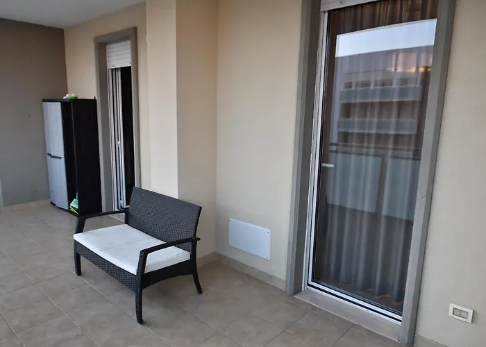 Alojamento de Acomodação e Pequeno-almoço Karol Airport