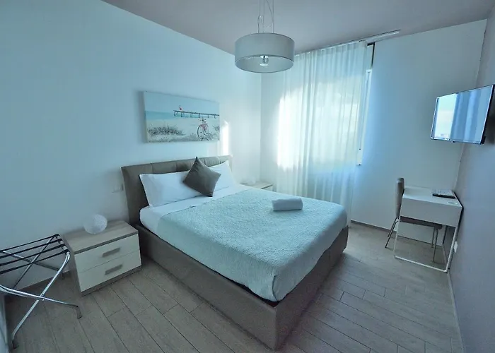 Alojamento de Acomodação e Pequeno-almoço Karol Airport Bari