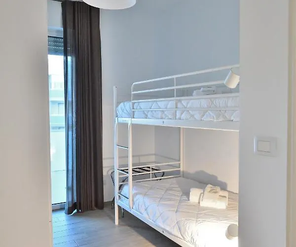 Alojamento de Acomodação e Pequeno-almoço Karol Airport Bari