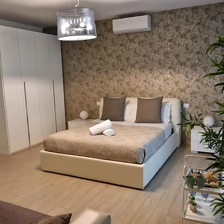 Bed and Breakfast Karol Airport