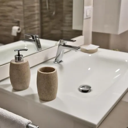Bed and Breakfast Karol Airport Μπάρι