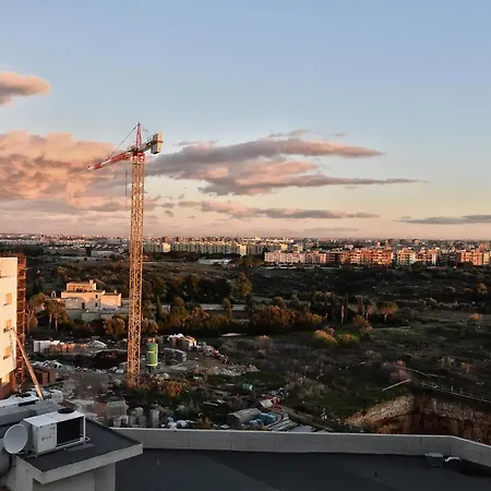 Karol Airport Oda ve Kahvaltı